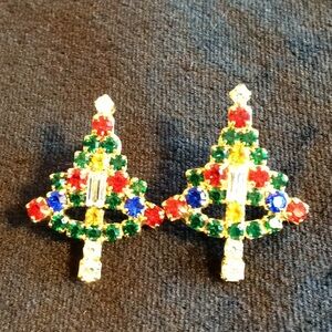 Vintage Austrian Crystal Christmas Tree Earrings